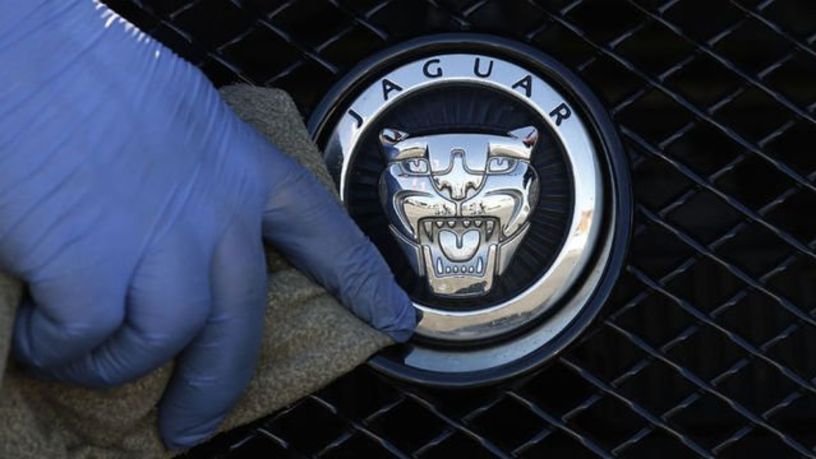 İngiliz araba üreticisi ABD’ye sevkiyatlarını durdurdu