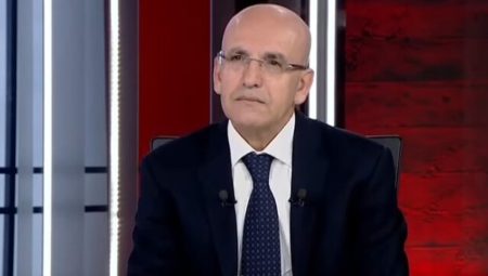 Şimşek: Programa siyasi takviyede gerileme yok