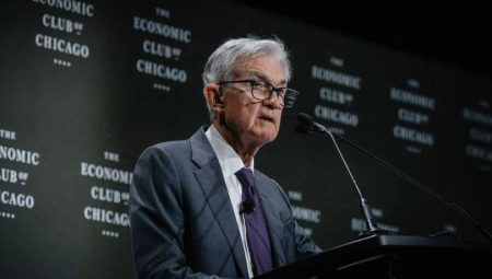 Trump: Powell’ı kovmak niyetinde değilim