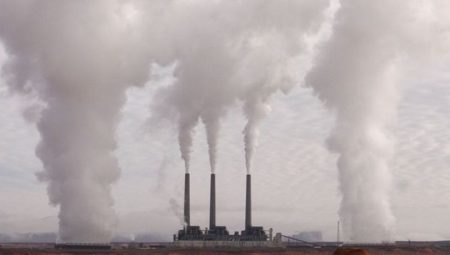 Trump’tan kömürle çalışan 66 santrale hava kirliliği kurallarından muafiyet