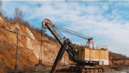 “Ukrayna ile ender elementler muahedesi gelecek hafta imzalanacak”