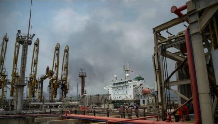 Venezuela: Chevron, ABD’nin kısıtlamaları nedeniyle petrol sevkiyatını iade etti