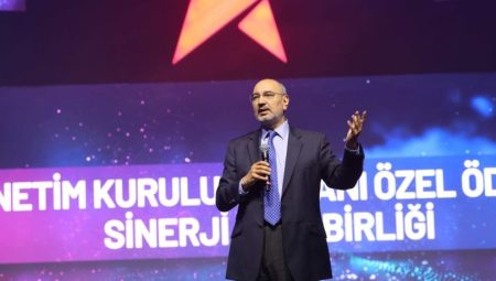 Yıldız Holding “Senenin Yıldızları”nı 17. sefer ödüllendirdi