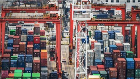 ABD’de tarife tesiriyle ithalat kargolarında 2023’ten beri birinci düşüş bekleniyor