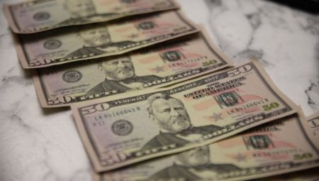 Döviz mevduatları yükseldi