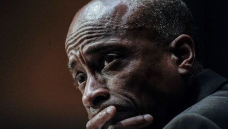 Fed: Gümrük vergileri büyümeyi yavaşlatıp, enflasyonu artırabilir