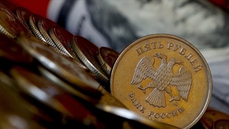 Rusya artan bütçe açığı için rezervleri kullanacak