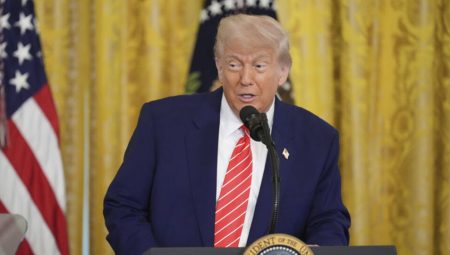 Trump: (Çin ile) Amerika için âlâ bir muahede yapmalıyız