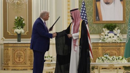 Trump Körfez’den 3 trilyon dolarlık mutabakatla dönüyor