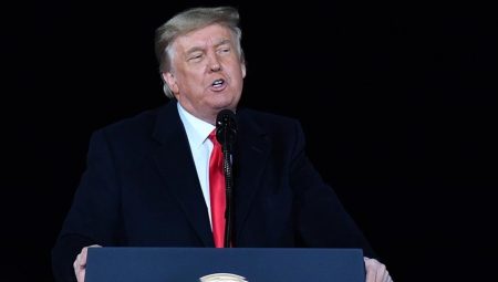 Trump: Çin müzakere istiyor ancak ben gerçek vakitte görüşeceğim