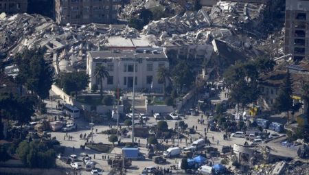 Yurt dışından sarsıntı bölgesinin kalkınması için yapılan dayanak 6,4 milyar dolara ulaştı