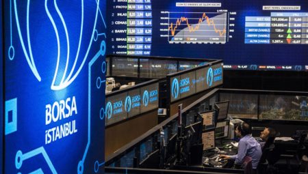 Borsada manipülasyon yaptıkları argümanıyla gözaltına alınan 12 kuşkulu tutuklandı