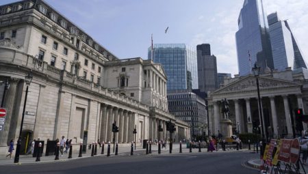 İngiltere’de Mayıs enflasyonu beklentinin üstünde