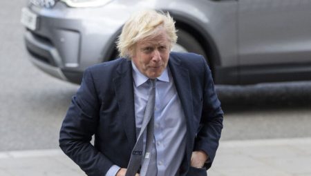 Johnson, Trump’ın söylediklerini yapabileceğine inanıyor