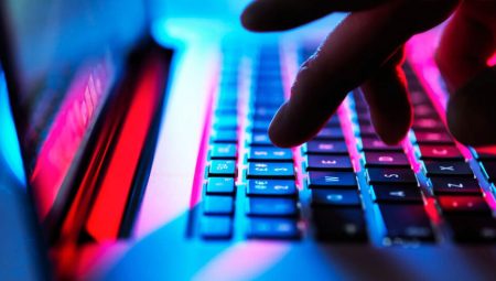 Tarihin en büyük bilgi hırsızlığı