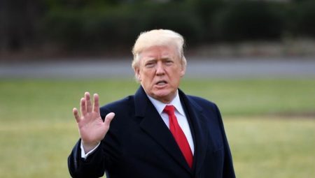 Trump: İran bu savaşı kazanamıyor, geç olmadan masaya oturmalılar