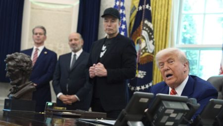 Trump-Musk arbedesi büyüyor: Ben olmasaydım seçimi kaybederdi