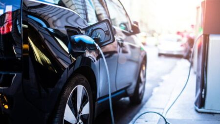 ABD’de elektrikli araç vergi indirimleri için yolun sonu