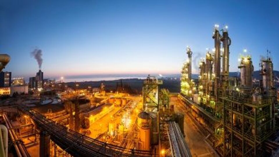Aksa’dan 125 milyon dolarlık devralma