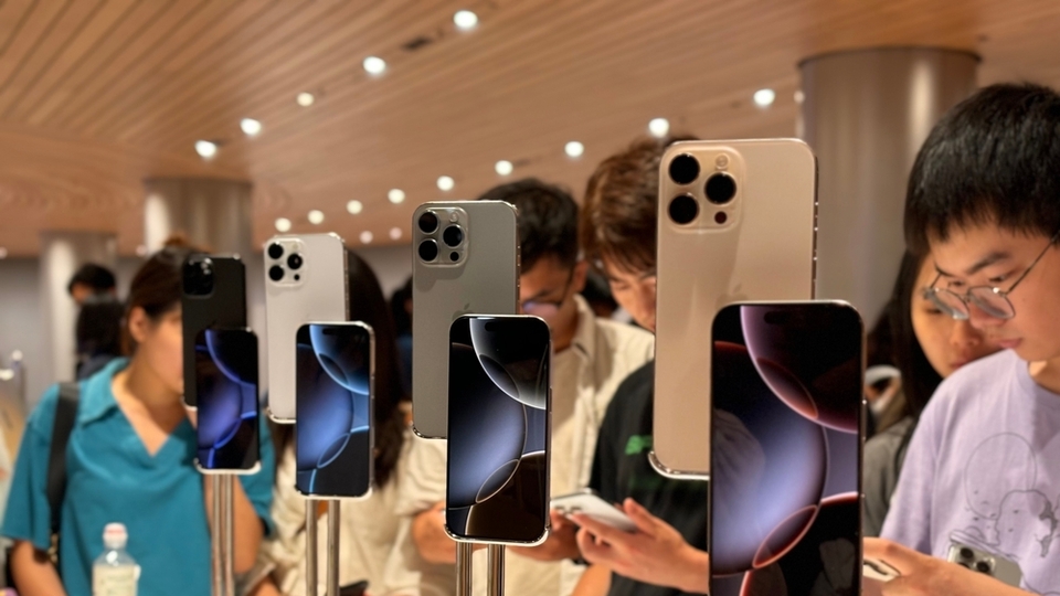 Apple, Çin’de birinci kere mağazasını kapatıyor