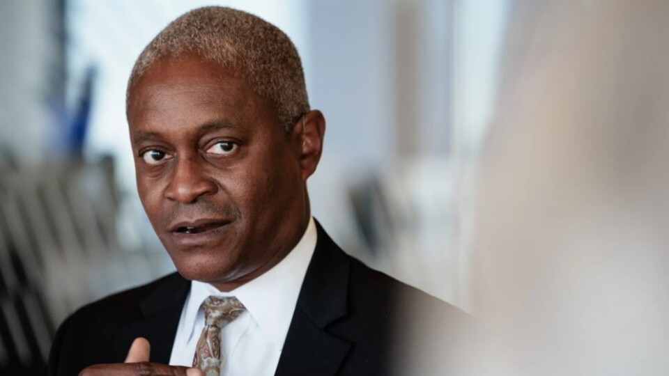 Atlanta Fed Başkanı Bostic’ten ‘bekle-gör’ mesajı