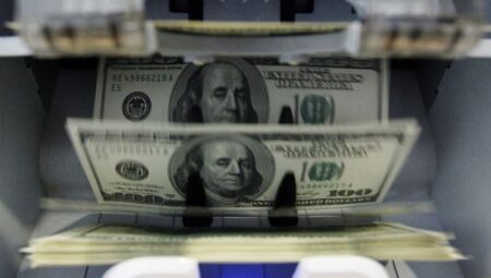Döviz mevduatları 3 haftada 4,6 milyar dolar arttı