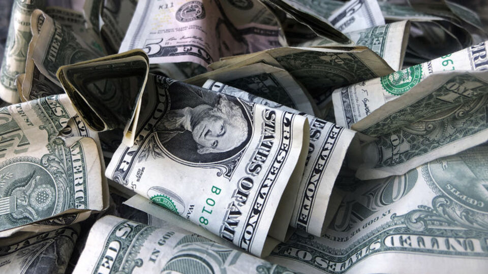 Döviz mevduatları 4,1 milyar dolar azaldı