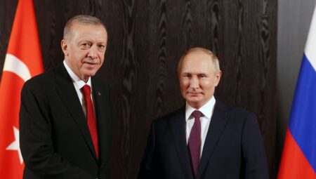 Erdoğan, Putin ile telefonda görüştü