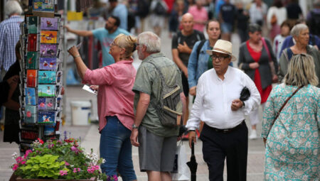 Fransa’da enflasyon AMB maksadının altında kalmayı sürdürüyor