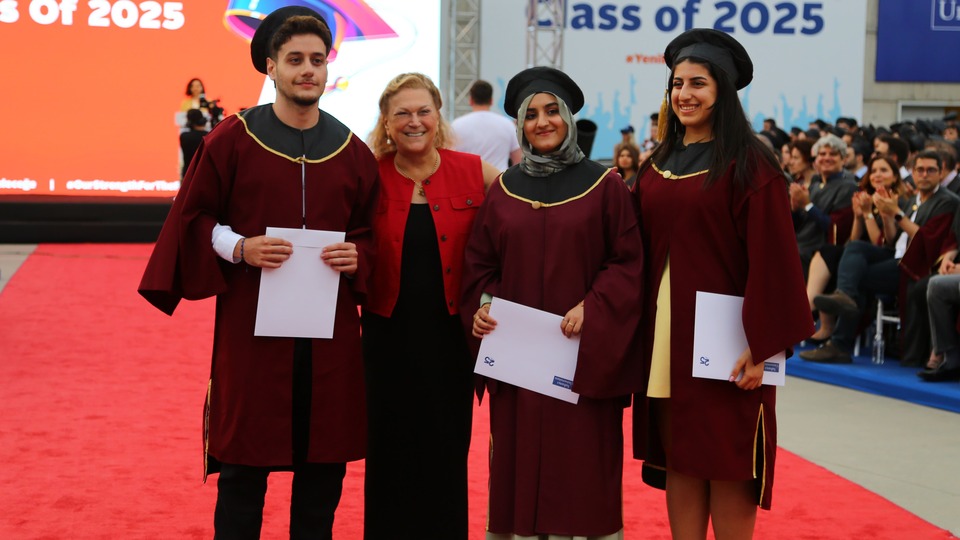 Güler Sabancı: Kendi beyninizi geliştirmeyi ihmal etmeyin