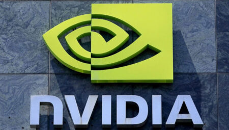 Nvidia, 4 trilyon dolarlık piyasa bedeline ulaşan birinci şirket oldu