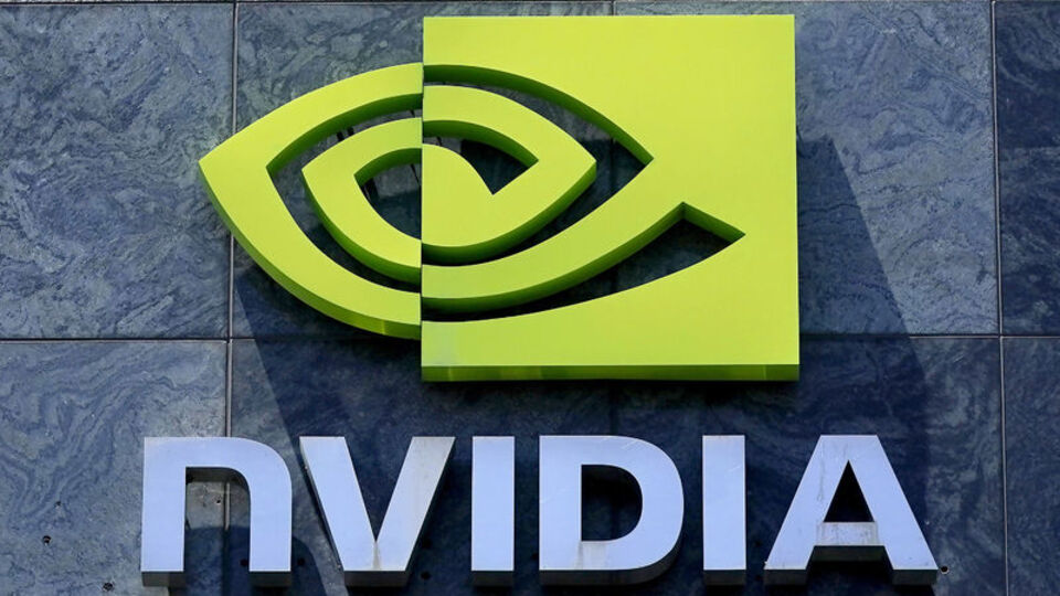 Nvidia, 4 trilyon dolarlık piyasa bedeline ulaşan birinci şirket oldu
