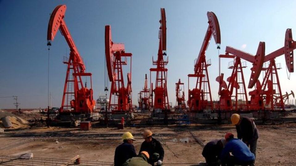 Petrol talep beklentisiyle yükseldi