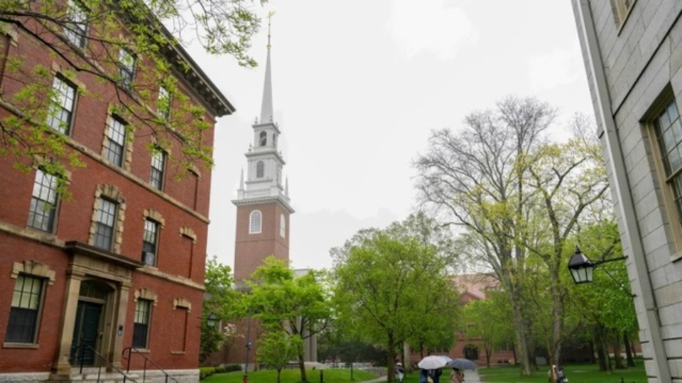 ABD’de yargıç, Harvard’ın fonlarının dondurulmasını anayasaya ters buldu
