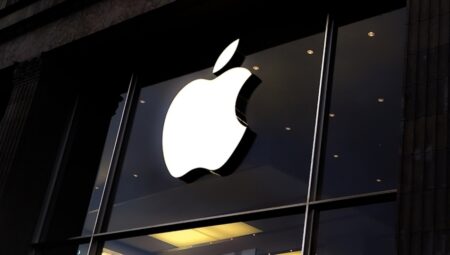 Apple, güvenlik açıklarını bulana 5 milyon dolar verecek