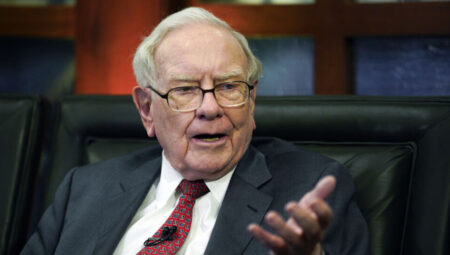 Buffett, Apple ve BofA paylarının bir kısmını sattı