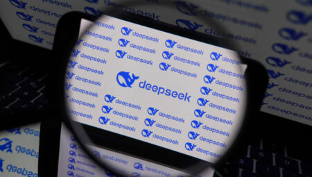 DeepSeek, OpenAI ile rekabet etmek için yeni bir model hazırlıyor