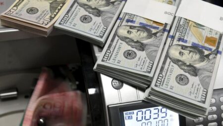 Döviz mevduatları geçen hafta 1,4 milyar dolar arttı