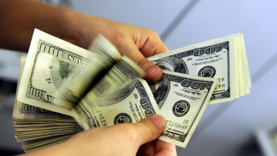 Döviz mevduatlarında 2,8 milyar dolarlık artış