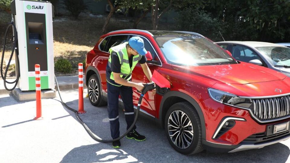 Elektrikli araç satışlarının pazar hissesi yükselişte