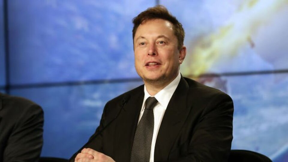 Elon Musk, Apple’a karşı dava açacak