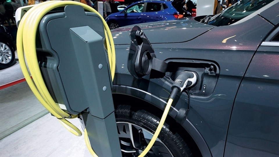 Ember: Elektrikli araçlar günlük 1,7 milyon varil petrol tüketimini önledi