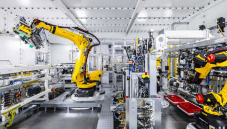 Euro Bölgesi imalat PMI verisinde 2022’den beri bir birinci