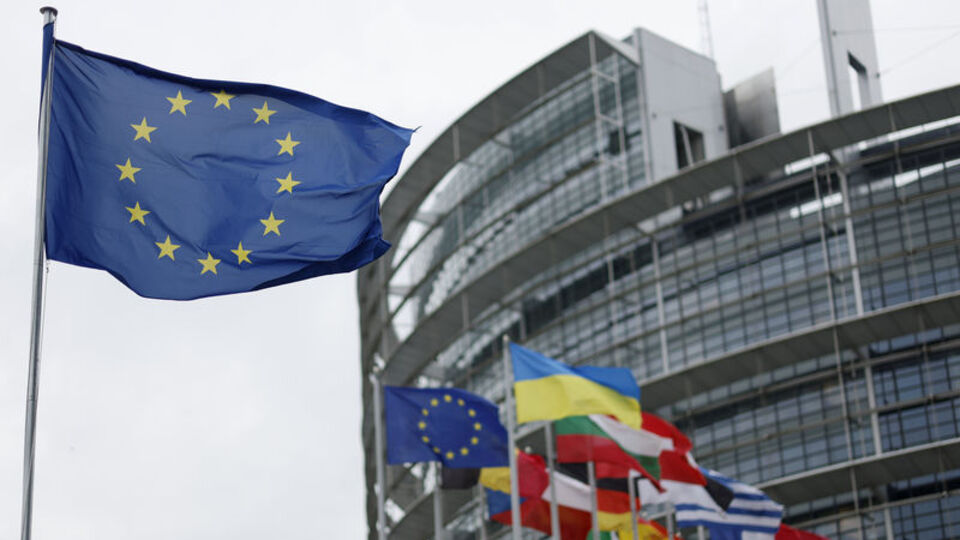 Euro Bölgesi’nde perakende satışlarda yıllık artış 9 ayın tepesinde