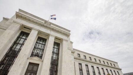 Fed üyelerinden temkinli açıklamalar