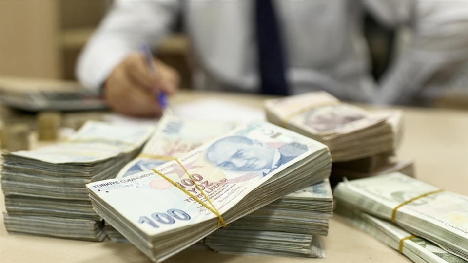 Gelir vergisinde Selçuk Bayraktar, kurumlarda Garanti BBVA rekortmen oldu