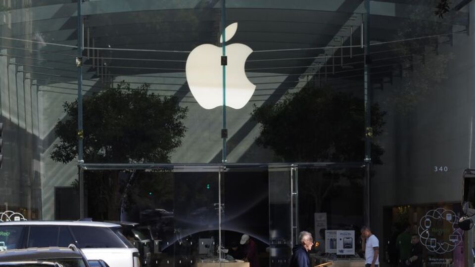 İngiltere, Apple’ın bulut sistemlerine erişim talebinden vazgeçti