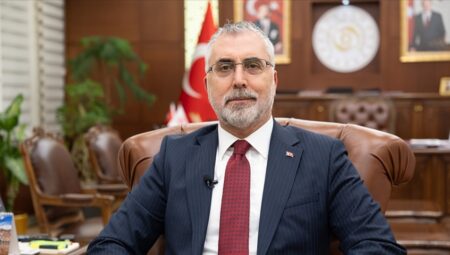 Işıkhan’dan toplu kontrat açıklaması