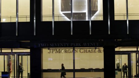 JPMorgan Eylül faiz indirim beklentisini düşürdü
