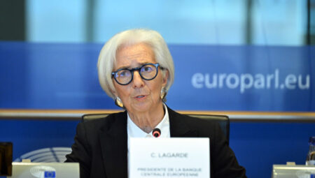 Lagarde: Gerekirse siyasetimizde değişiklik yapmaya hazırız